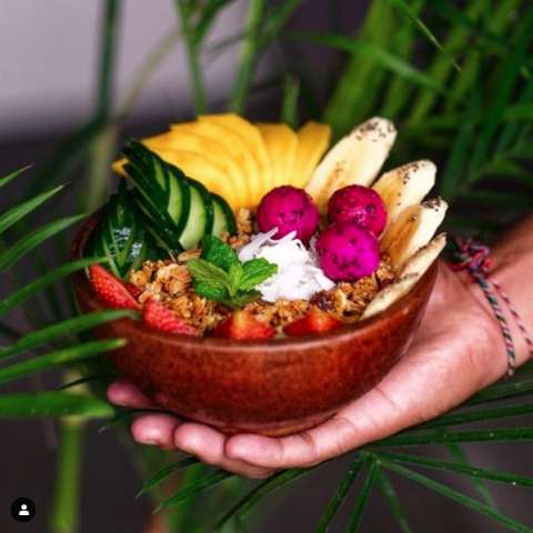 Brunch Club_2019-09-27 Brunch Club on Instagram “All jokes Açai’d, it doesn’t get any better than this ?? • #smoothiebowl [...]
